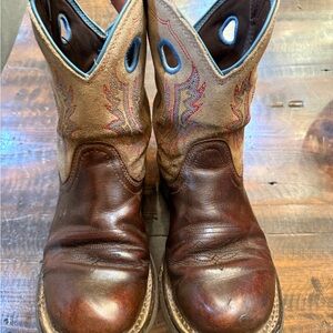 Ariat Brown and Tan Western Cowboy Boots